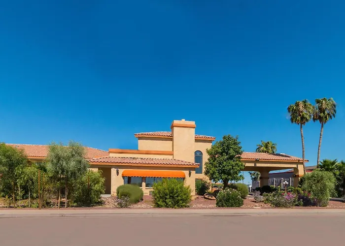 Cheap hotel: Quality Inn Casa Grande I-10